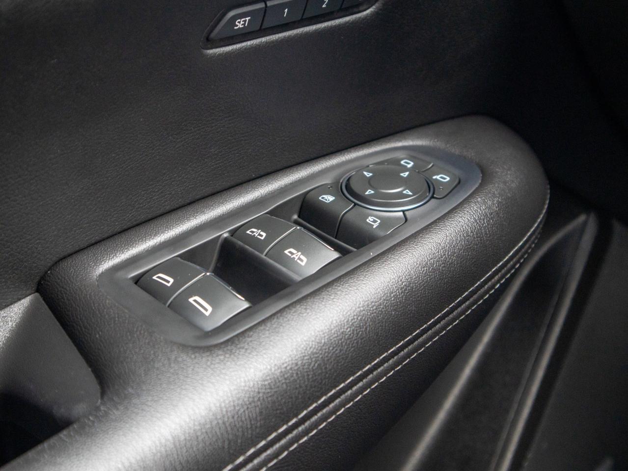 2023 Cadillac XT5 AWD Sport Photo