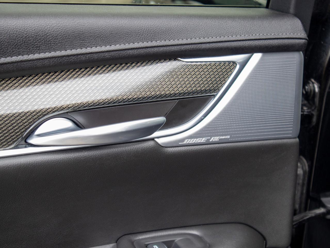 2023 Cadillac XT5 AWD Sport Photo