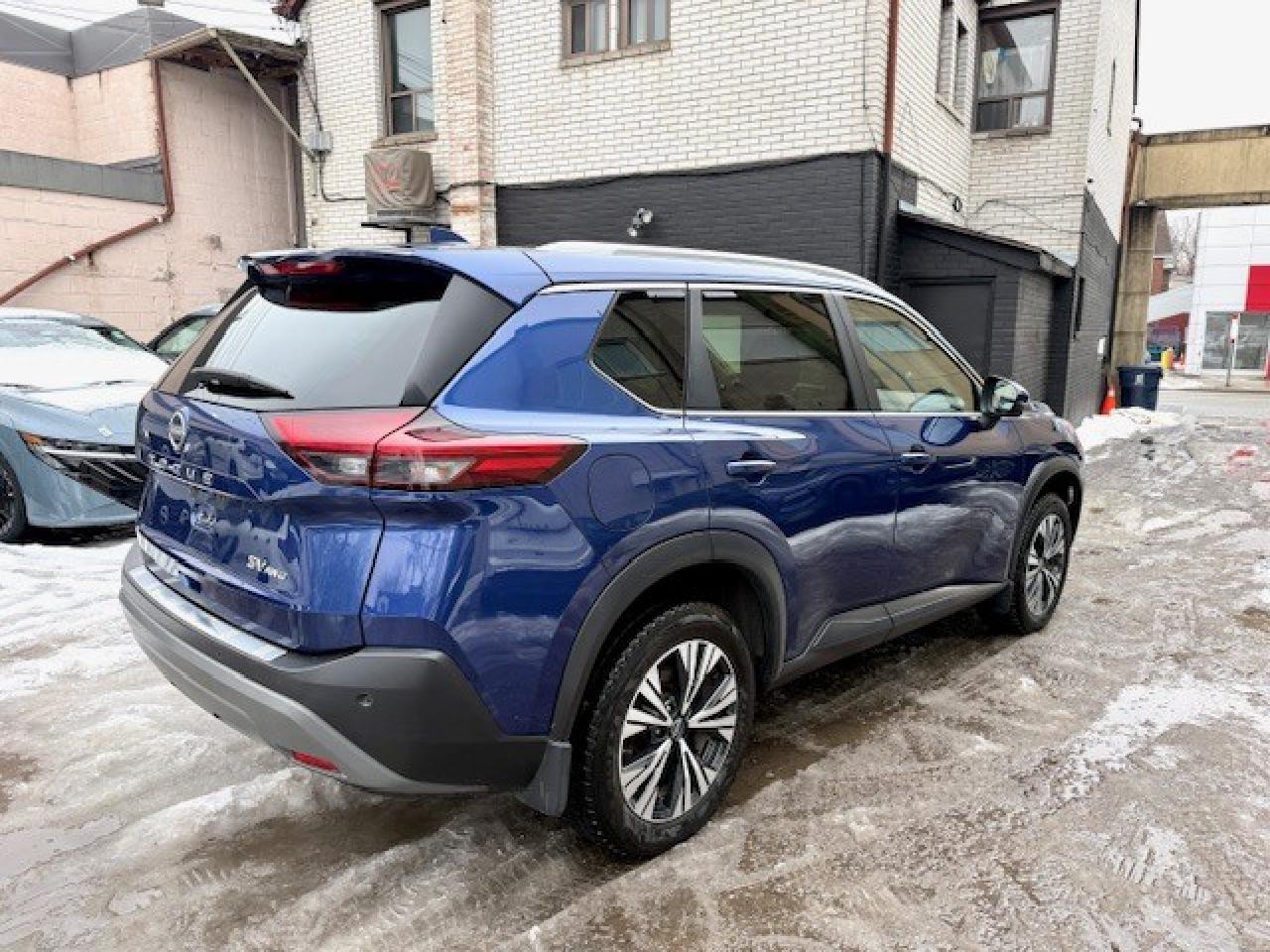 2023 Nissan Rogue SV AWD, MOONROOF, APPLE CARPLAY, PRO-PILOT, XM Photo4