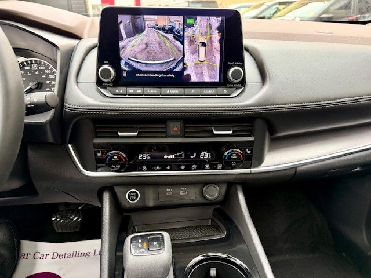 2023 Nissan Rogue SV AWD, MOONROOF, APPLE CARPLAY, PRO-PILOT, XM Photo