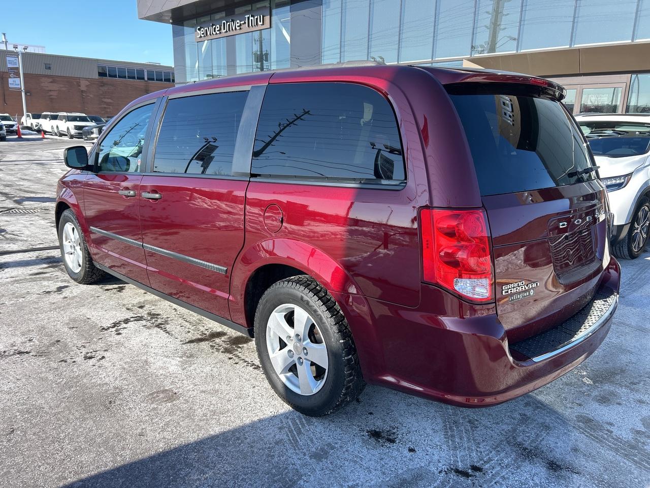 2016 Dodge Grand Caravan 4dr Wgn Canada Value Package   CLEAN CARFAX Photo2