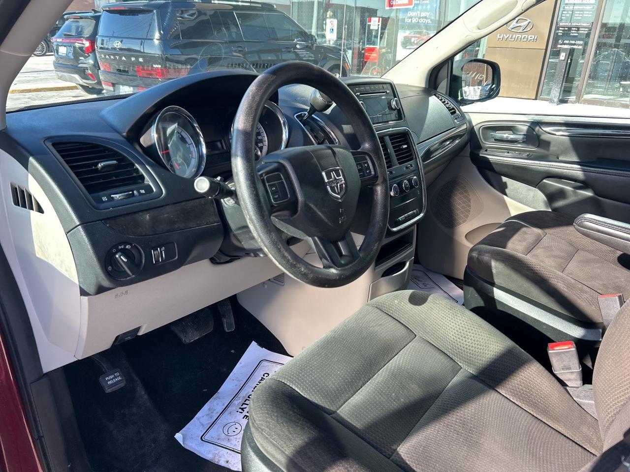 2016 Dodge Grand Caravan 4dr Wgn Canada Value Package   CLEAN CARFAX Photo