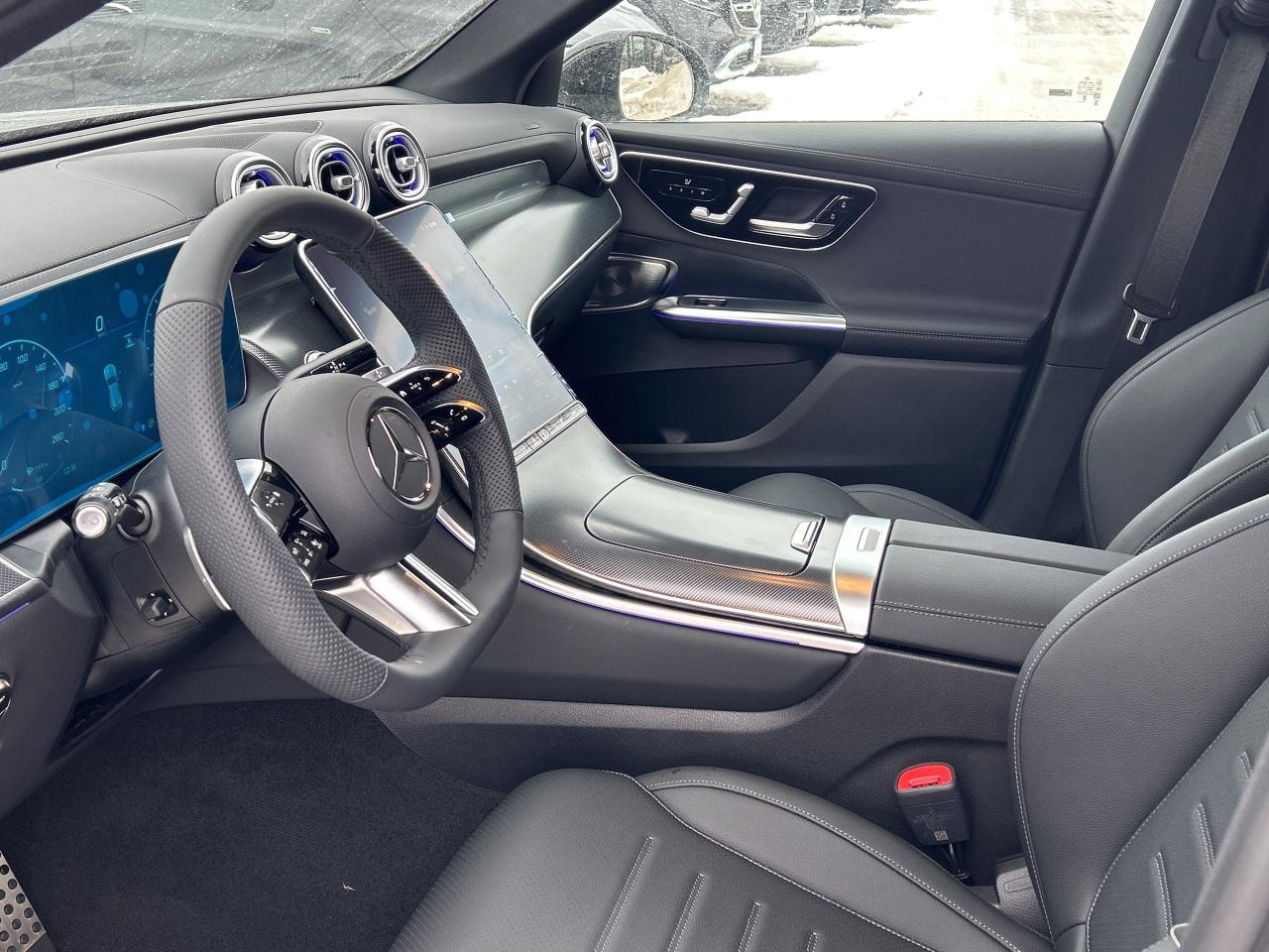 2026 Mercedes-Benz GLC 300 4MATIC Photo