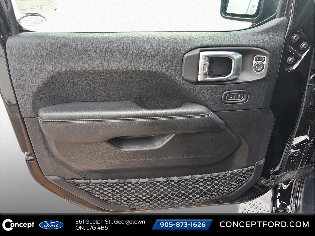 2019 Jeep WRANGLER UNLIMITED SAHARA UNLIMITED   DUAL TOPS Photo3