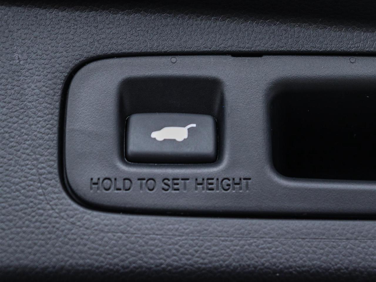 2024 Honda CR-V Hybrid EX-L HYBRID AWD LEATHER Photo