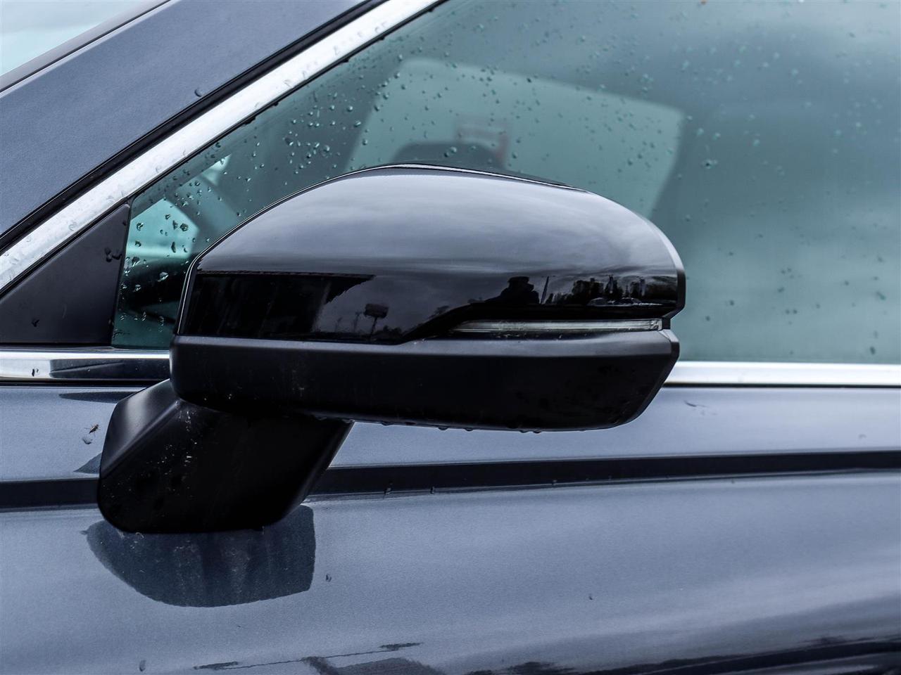 2024 Honda CR-V Hybrid EX-L HYBRID AWD LEATHER Photo