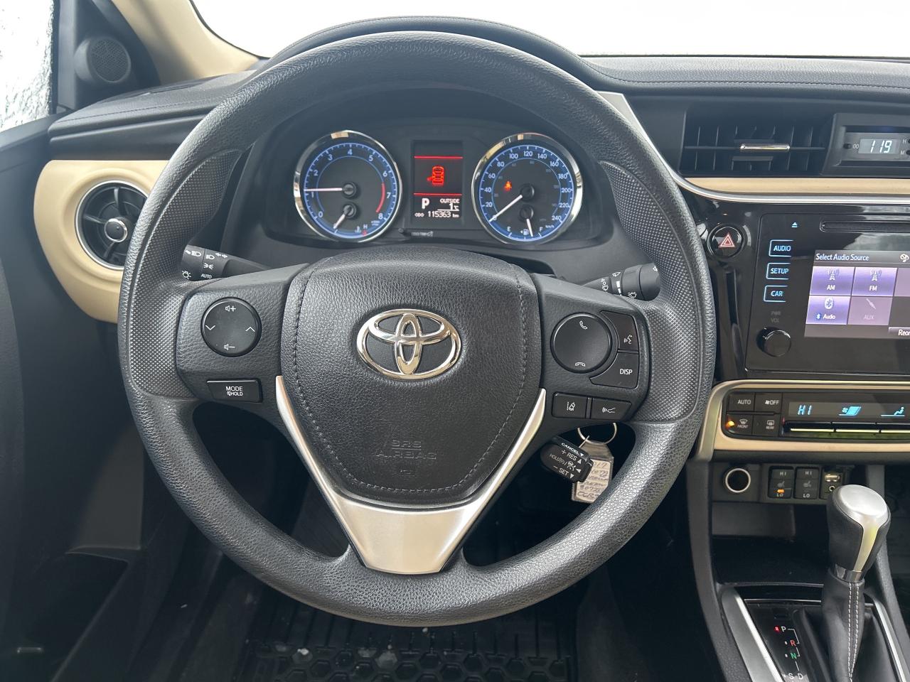 2017 Toyota Corolla LE   ONE OWNER   LOW KM Photo