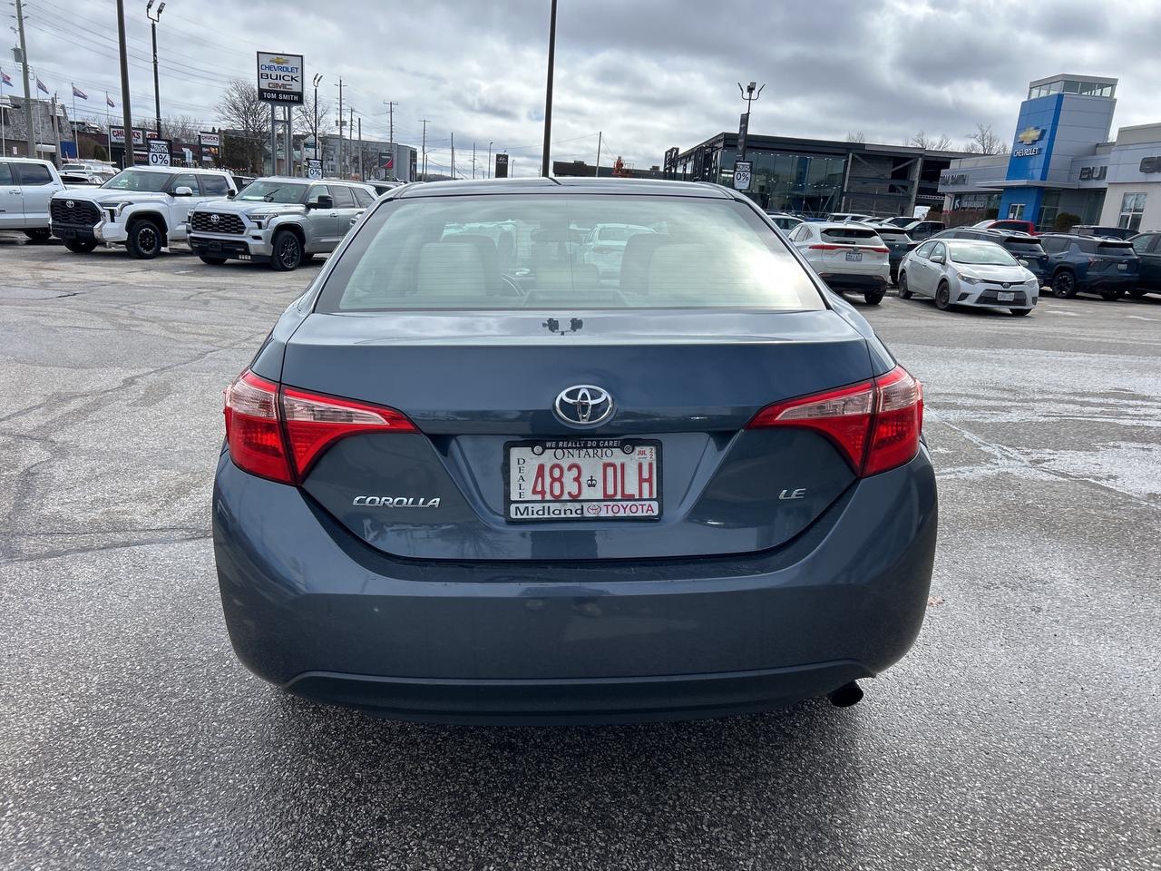 2017 Toyota Corolla LE   ONE OWNER   LOW KM Photo