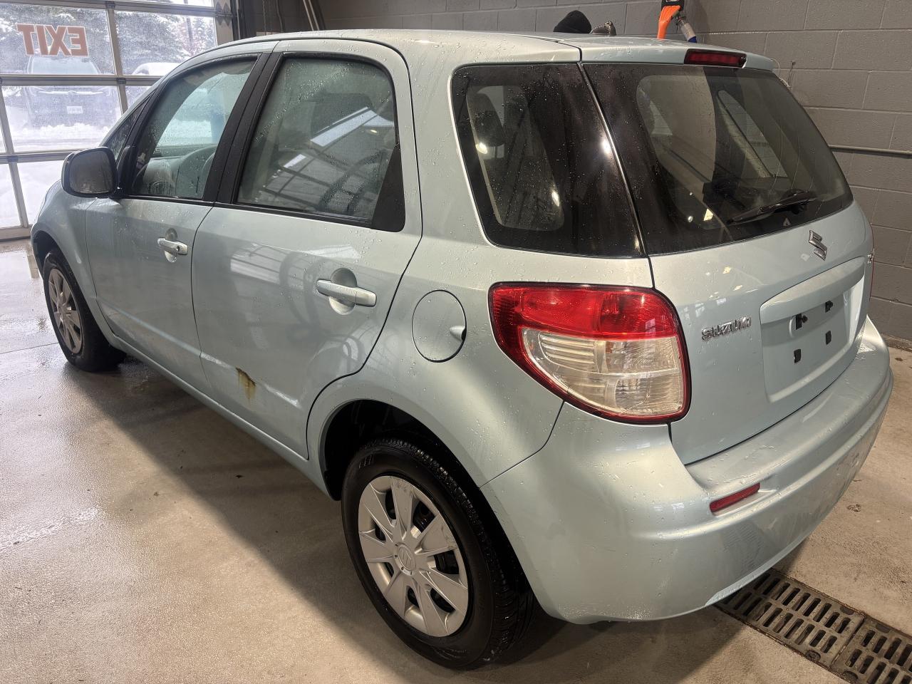 2007 Suzuki SX4 VERY LOW KM   CLEAN CARFAX   SOLD ASIS   AUTOMATIC Photo