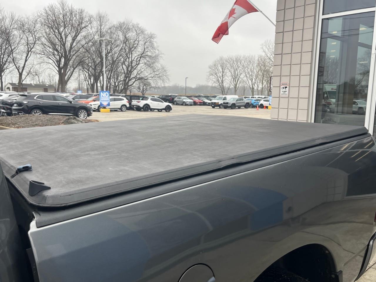 2013 RAM 1500 R/T SCARCE AND DESIRABLE HEMI SHORTY! Photo