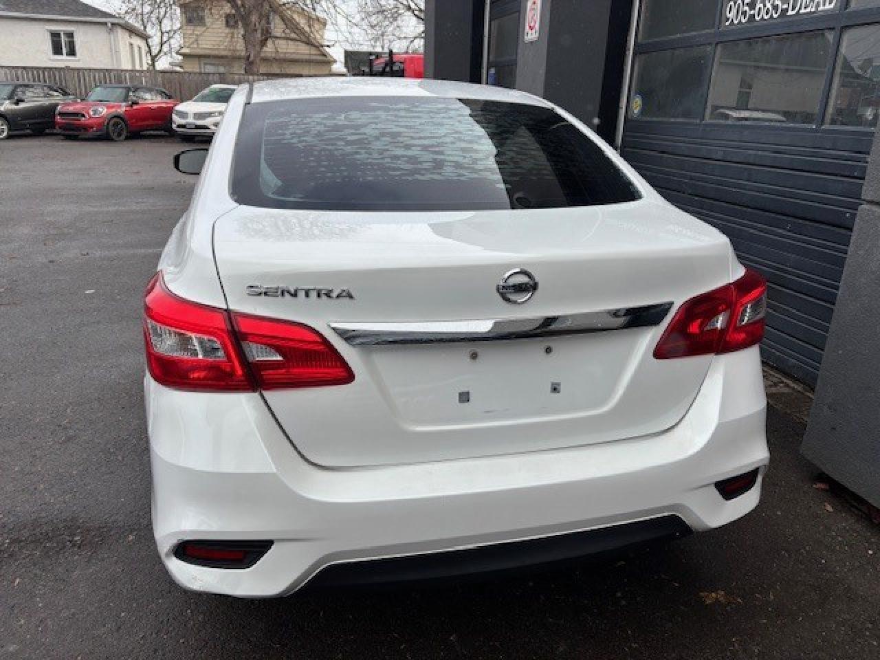 2017 Nissan Sentra 4dr Sdn CVT S, LOW KMS, ECONOMIZER!! Photo