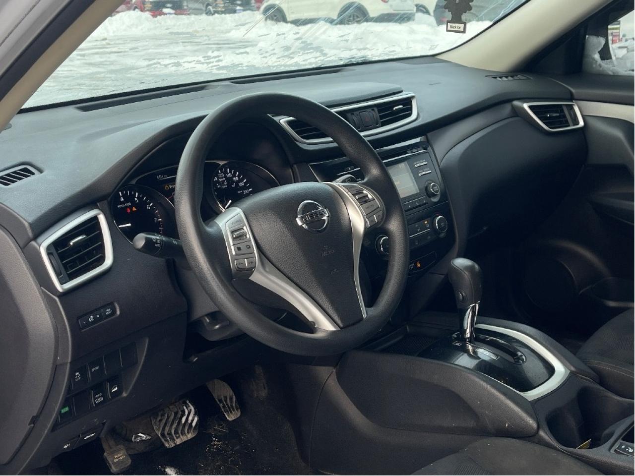 2016 Nissan Rogue SL AWD SUV HEATED SEATS BLUETOOTH PWR SEAT AS IS Photo