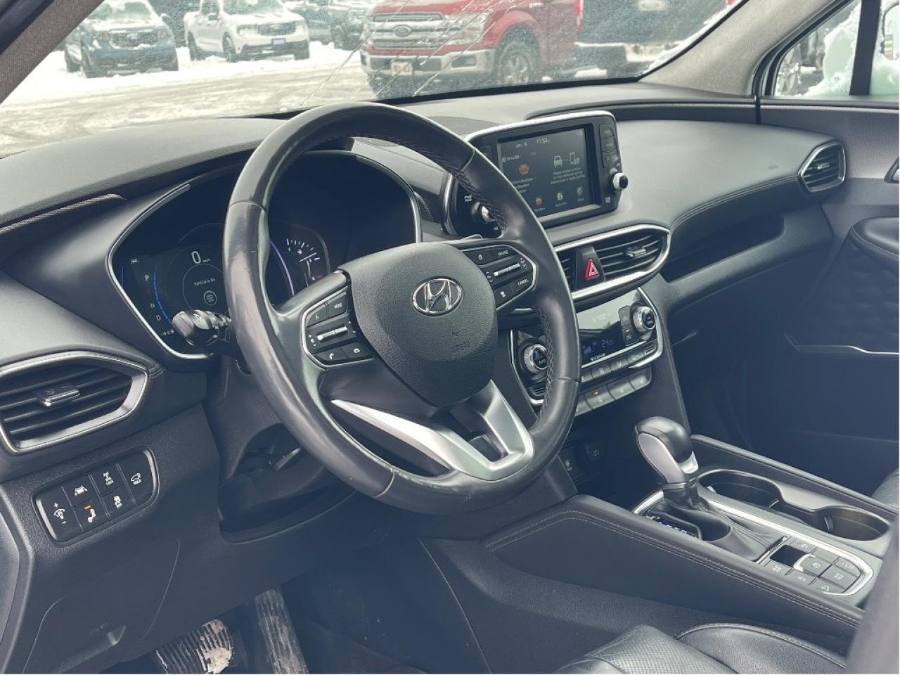 2019 Hyundai Santa Fe LUXURY PANO ROOF LEATHER LANE KEEP ONE OWNER Photo