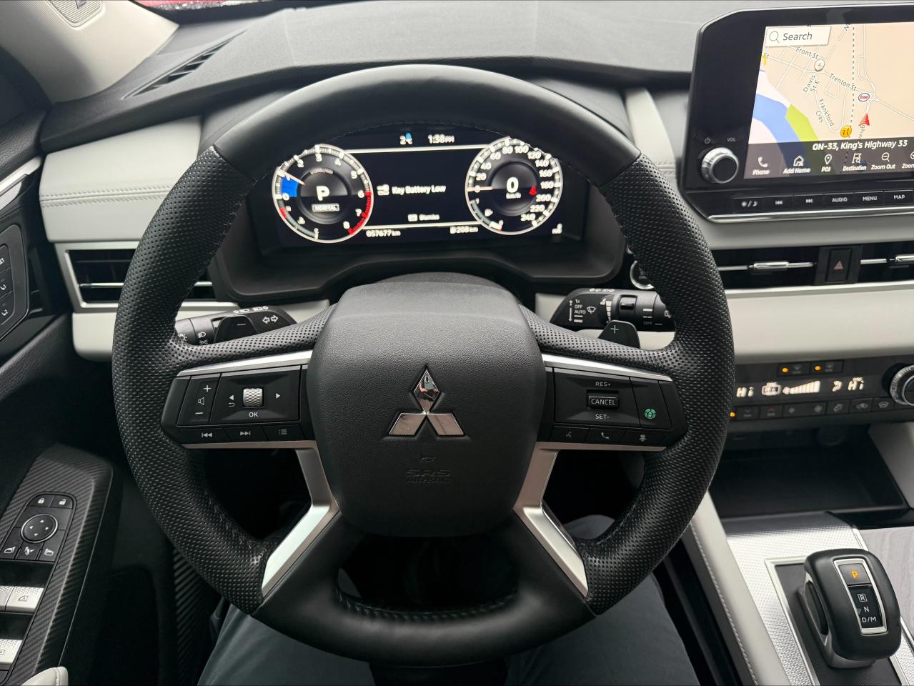 2023 Mitsubishi Outlander GT S-AWC- Pano Sunroof - Bose Sound - Clean Carfax Photo