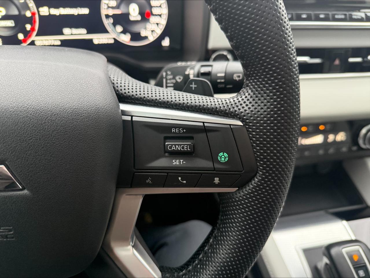 2023 Mitsubishi Outlander GT S-AWC- Pano Sunroof - Bose Sound - Clean Carfax Photo