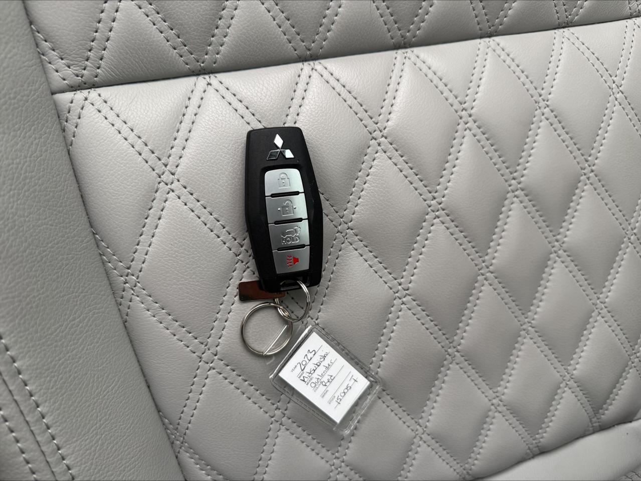 2023 Mitsubishi Outlander GT S-AWC- Pano Sunroof - Bose Sound - Clean Carfax Photo