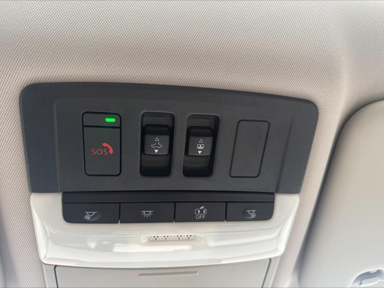 2023 Mitsubishi Outlander GT S-AWC- Pano Sunroof - Bose Sound - Clean Carfax Photo