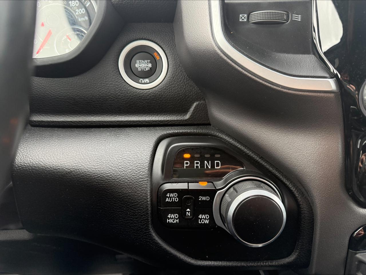 2022 RAM 1500 Big Horn 4x4 Crew Cab 5'7  Box - Alpine Sound! Photo