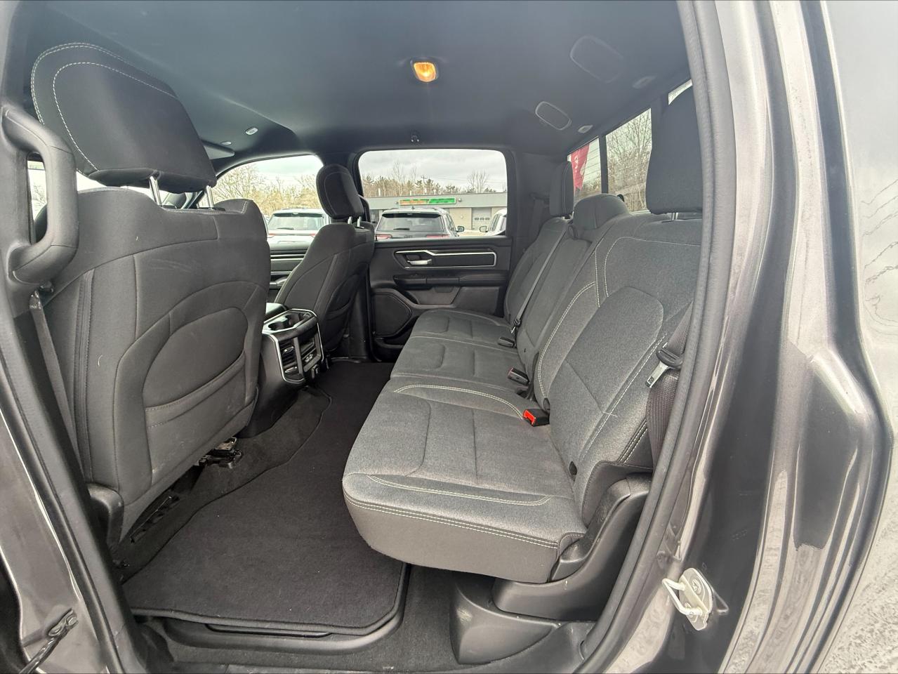 2022 RAM 1500 Big Horn 4x4 Crew Cab 5'7  Box - Alpine Sound! Photo