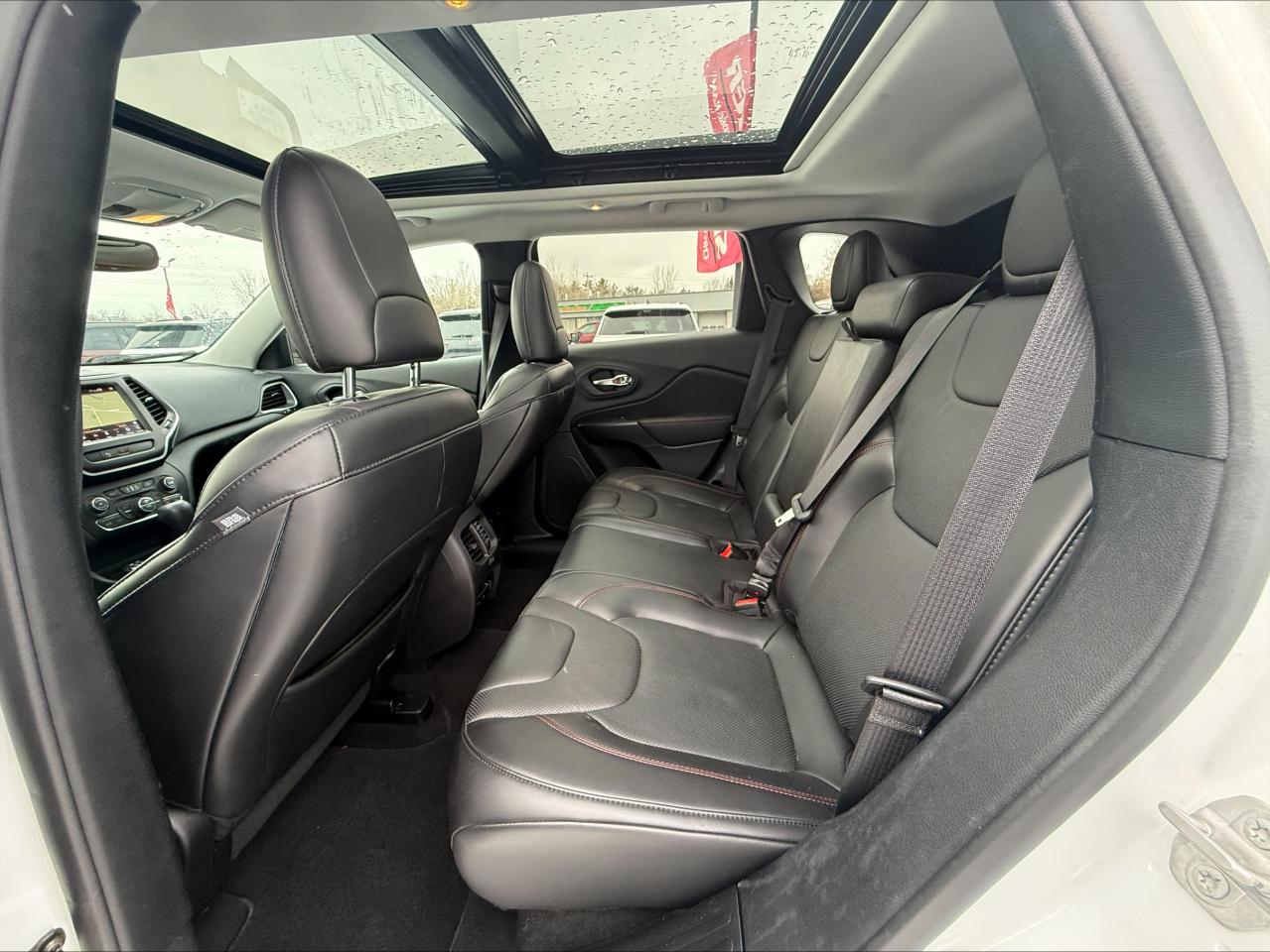 2020 Jeep Cherokee Trailhawk Elite 4x4 - Pano Sunroof - Alpine Photo