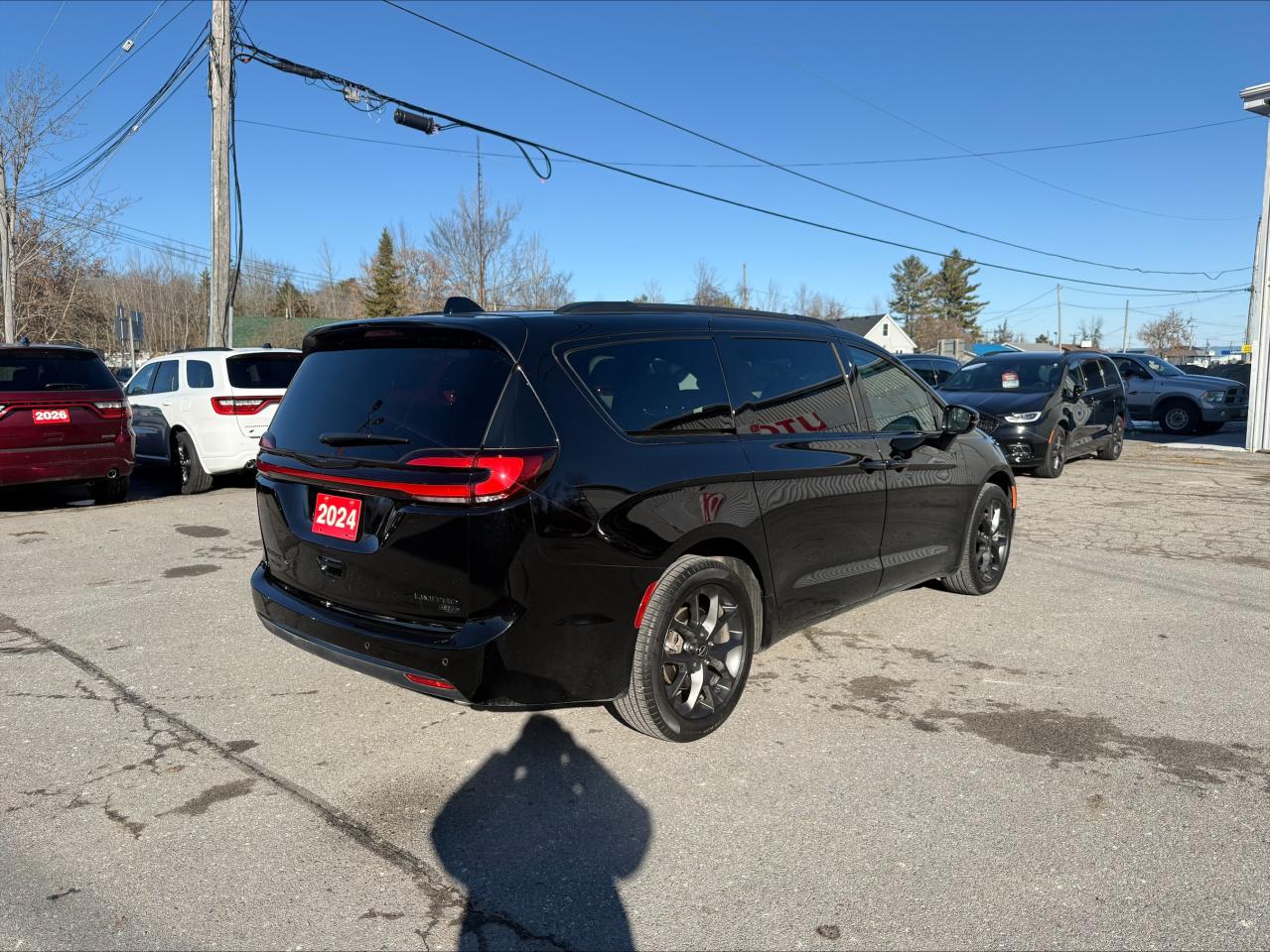 2024 Chrysler Pacifica LIMITED ALL  WHEEL DRIVE !!!  - PANOROOF - DEMO Photo4