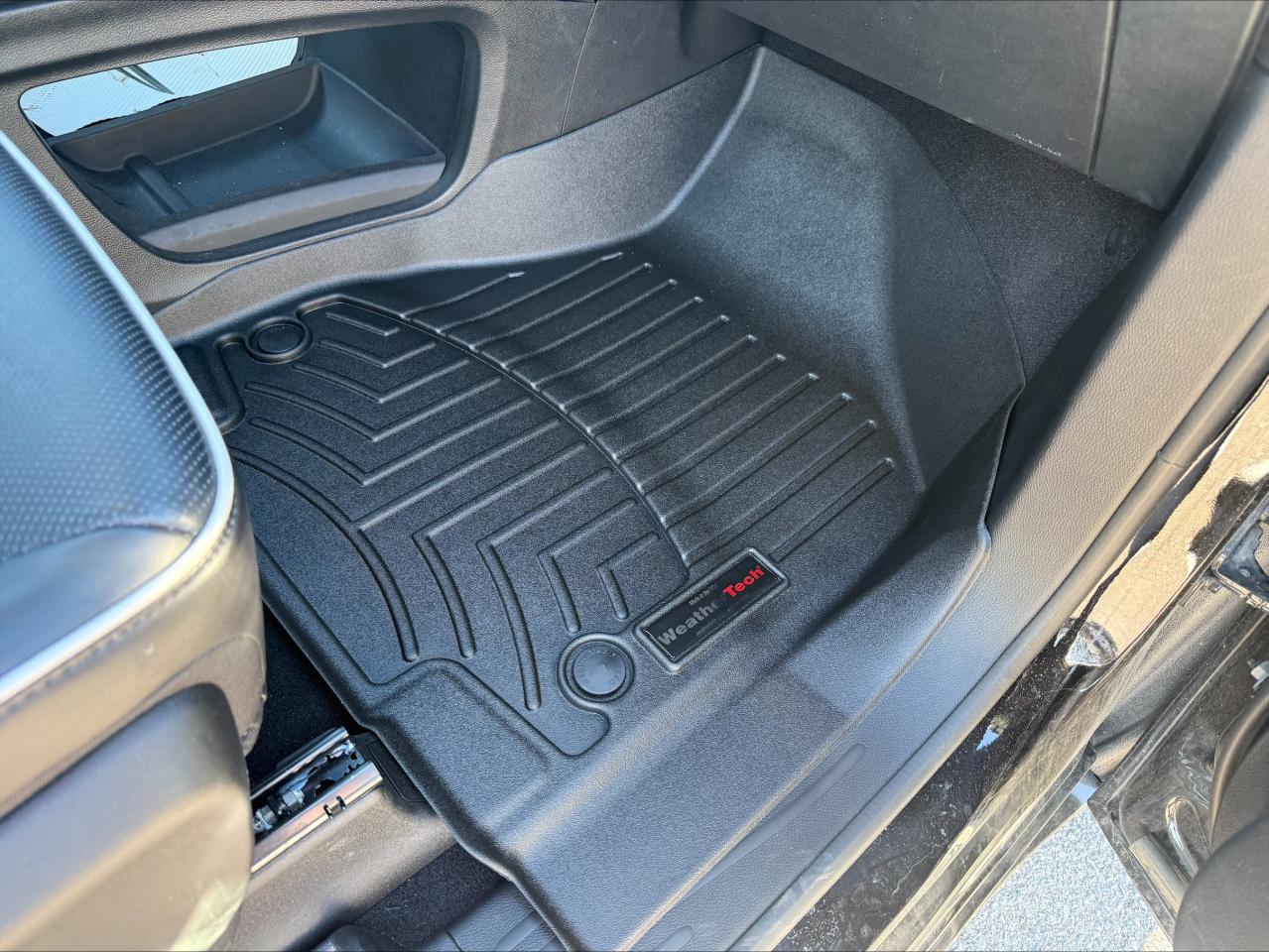 2024 Chrysler Pacifica LIMITED ALL  WHEEL DRIVE !!!  - PANOROOF - DEMO Photo