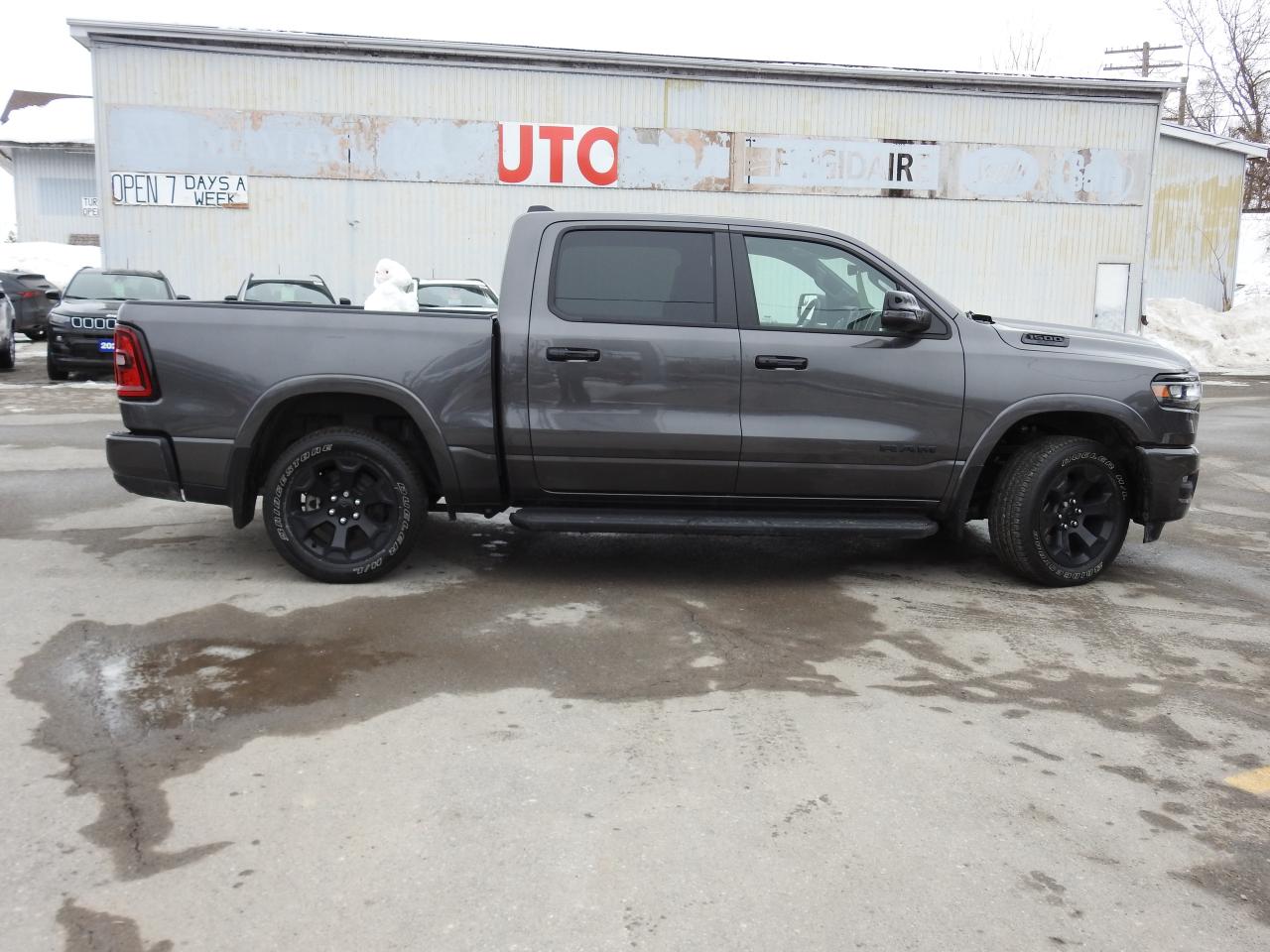 2025 RAM 1500 BIG HORN 4x4 -12 inch Nav- Night Edition, 1,400KM Photo