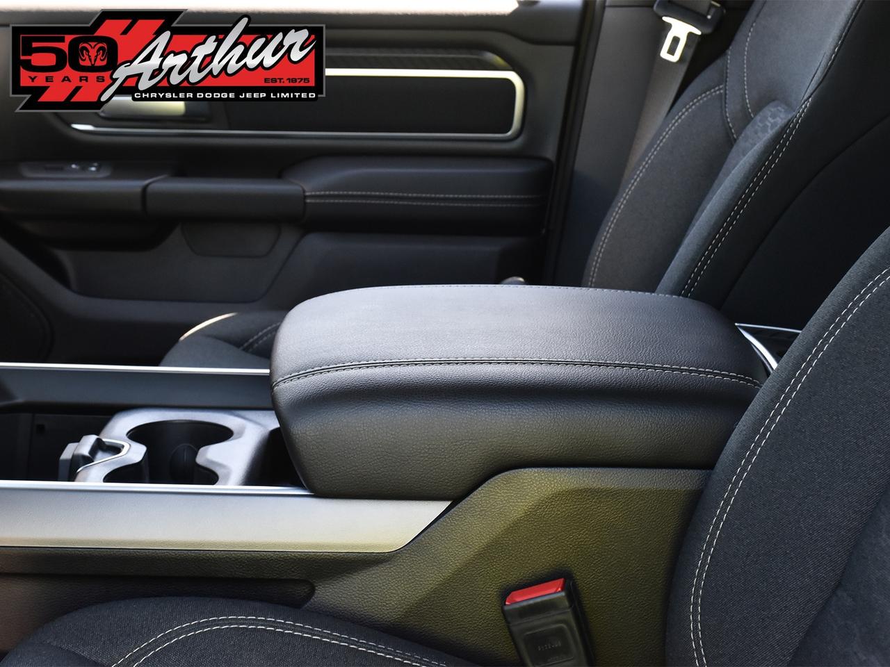 2025 RAM 1500 BIG HORN SPORT CREW CAB 4X4 Photo