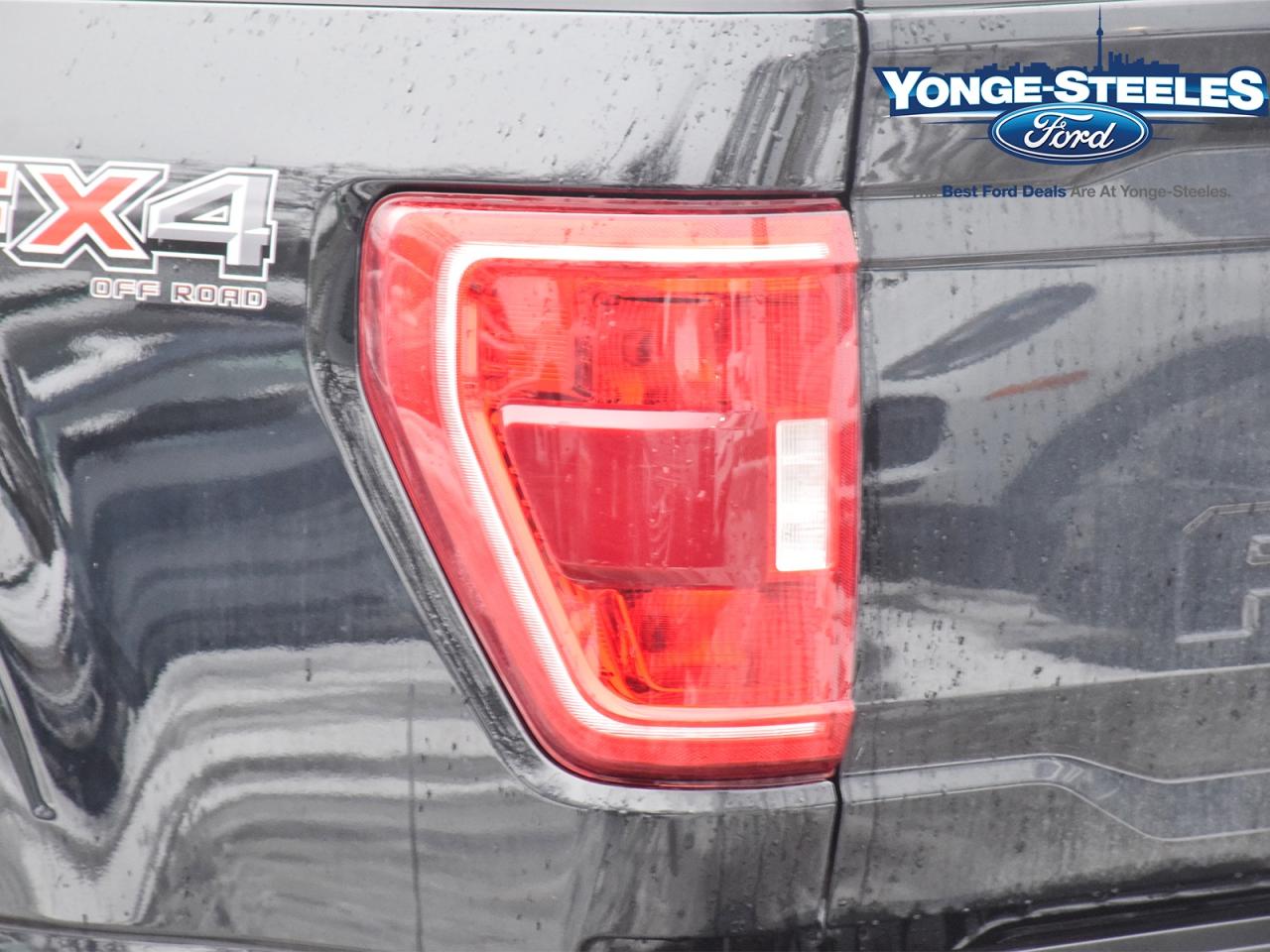 2021 Ford F-150 XLT 302A DEISEL POWER STROKE ONE OWNER FX4 Photo