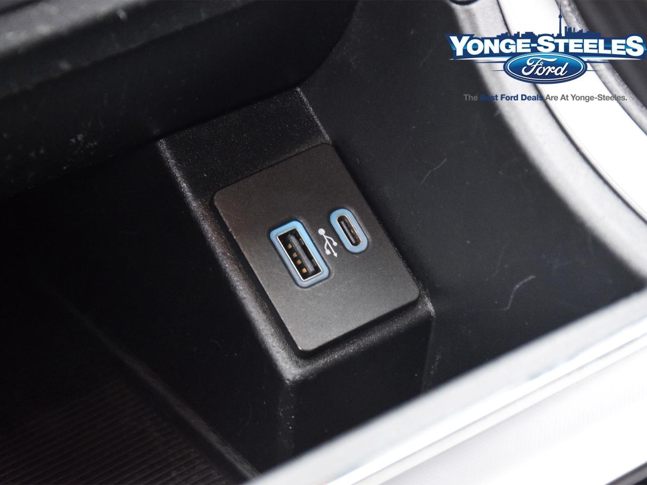 2022 Ford Edge SEL 201A CO-PILOT 360 COLD WEATHER PKG Photo