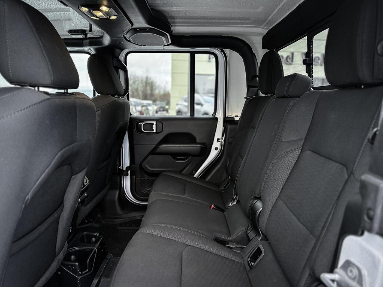 2021 Jeep Gladiator Overland   TOW PKG   HEATED SEATS   REMOTE START Photo