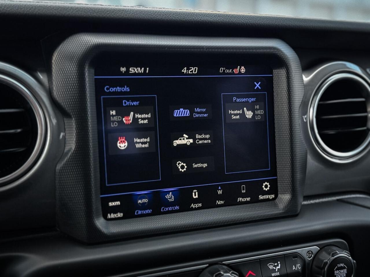 2021 Jeep Gladiator Overland   TOW PKG   HEATED SEATS   REMOTE START Photo