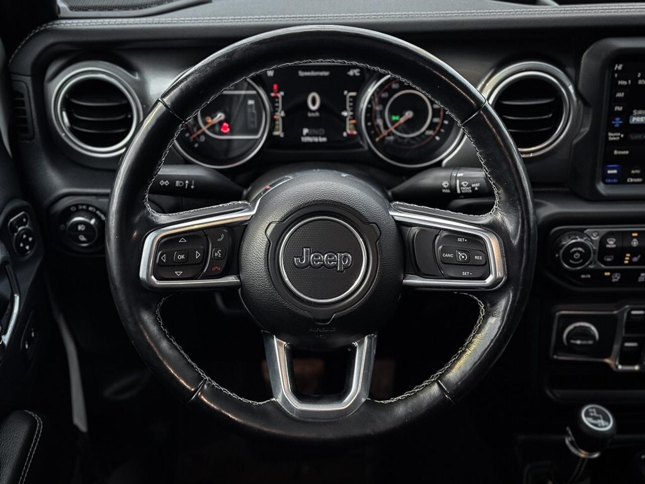 2021 Jeep Gladiator Overland   TOW PKG   HEATED SEATS   REMOTE START Photo