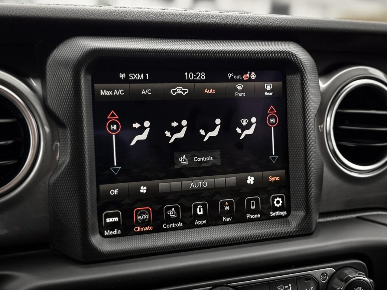 2021 Jeep Gladiator Overland   TOW PKG   HEATED SEATS   REMOTE START Photo