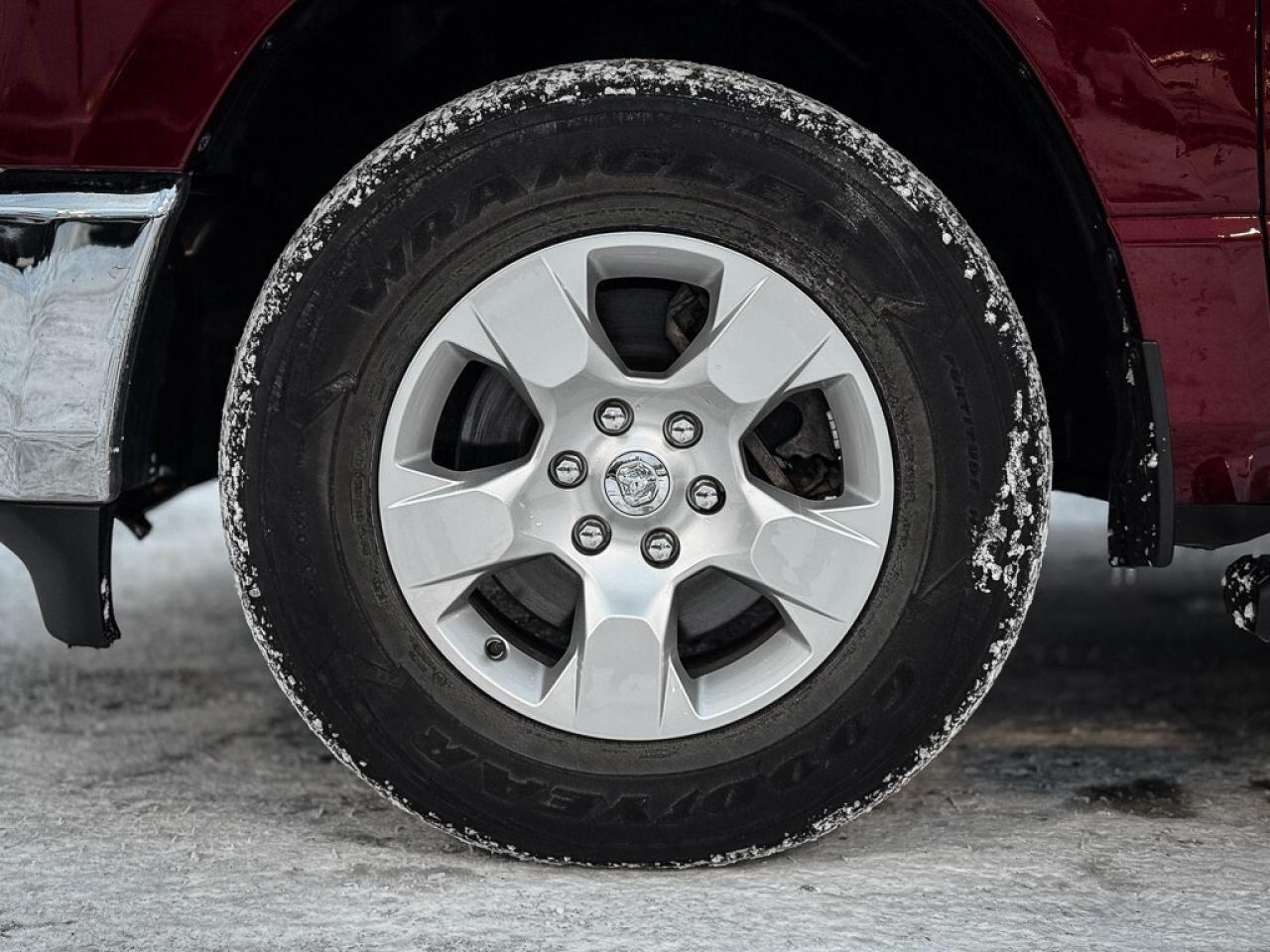 2021 RAM 1500 Big Horn   CREW   V6   SPRAY-IN   HITCH   CARPLAY Photo