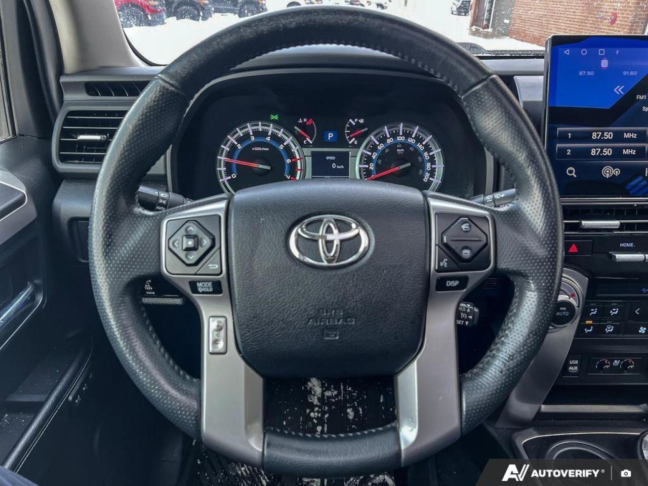 2016 Toyota 4Runner LTD   SUNROOF   BACKUP CAMERA   4WD SUNROOF   BACK Photo