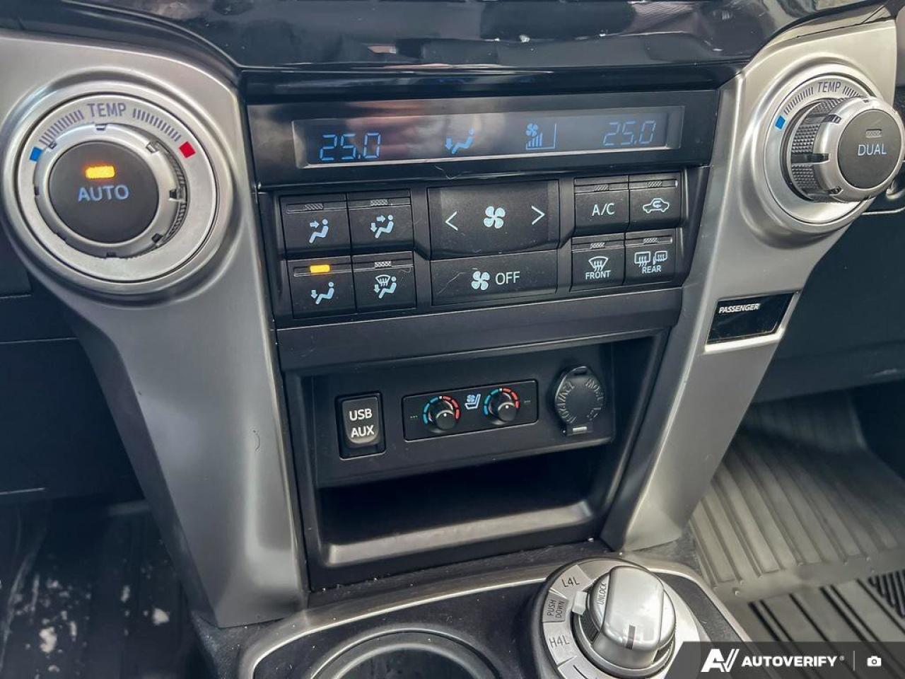 2016 Toyota 4Runner LTD   SUNROOF   BACKUP CAMERA   4WD SUNROOF   BACK Photo