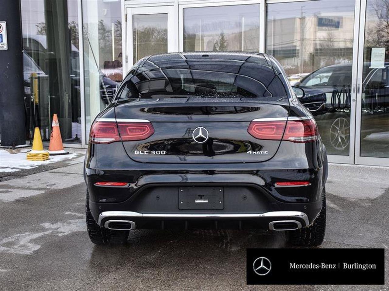 2022 Mercedes-Benz GLC GLC 300 Photo