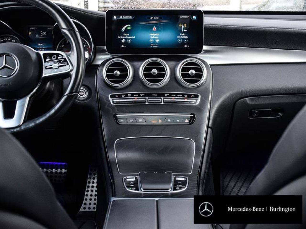 2022 Mercedes-Benz GLC GLC 300 Photo