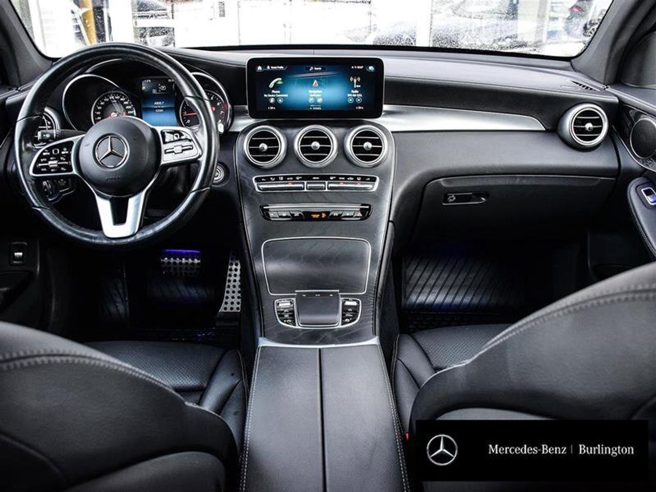 2022 Mercedes-Benz GLC GLC 300 Photo