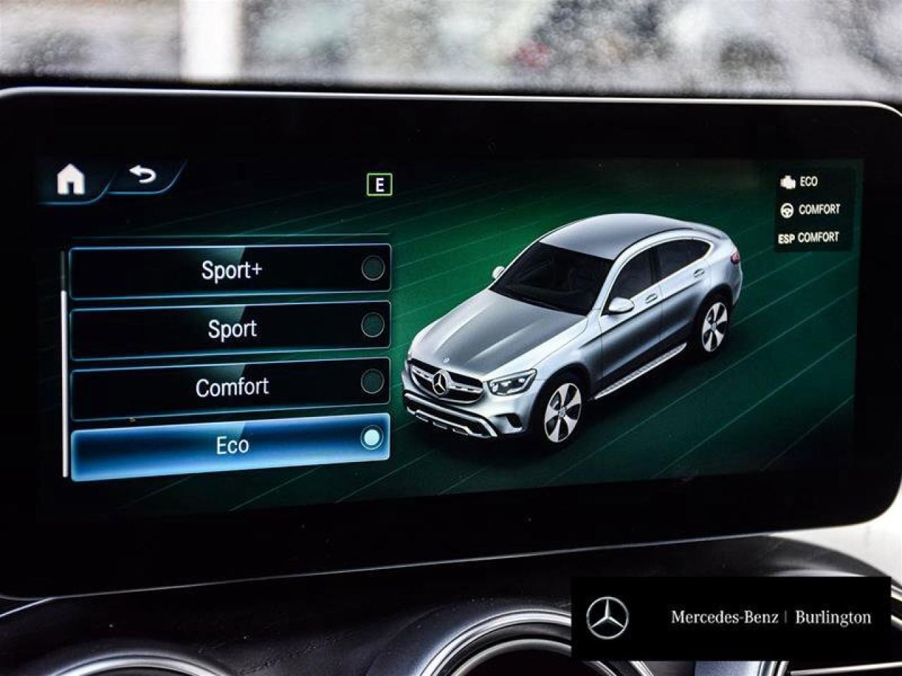 2022 Mercedes-Benz GLC GLC 300 Photo