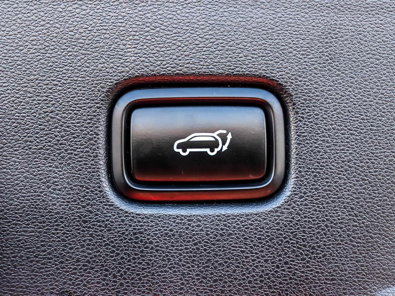 2022 Hyundai Tucson Hybrid Luxury Photo