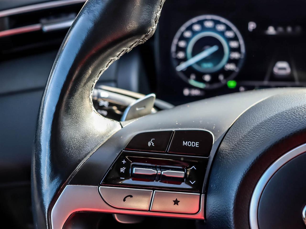 2022 Hyundai Tucson Hybrid Luxury Photo