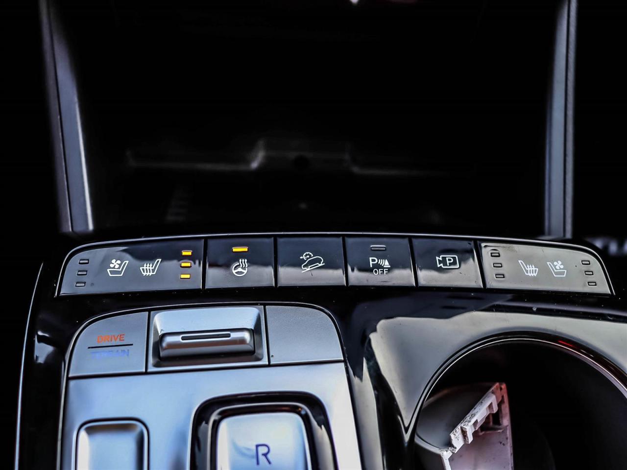 2022 Hyundai Tucson Hybrid Luxury Photo