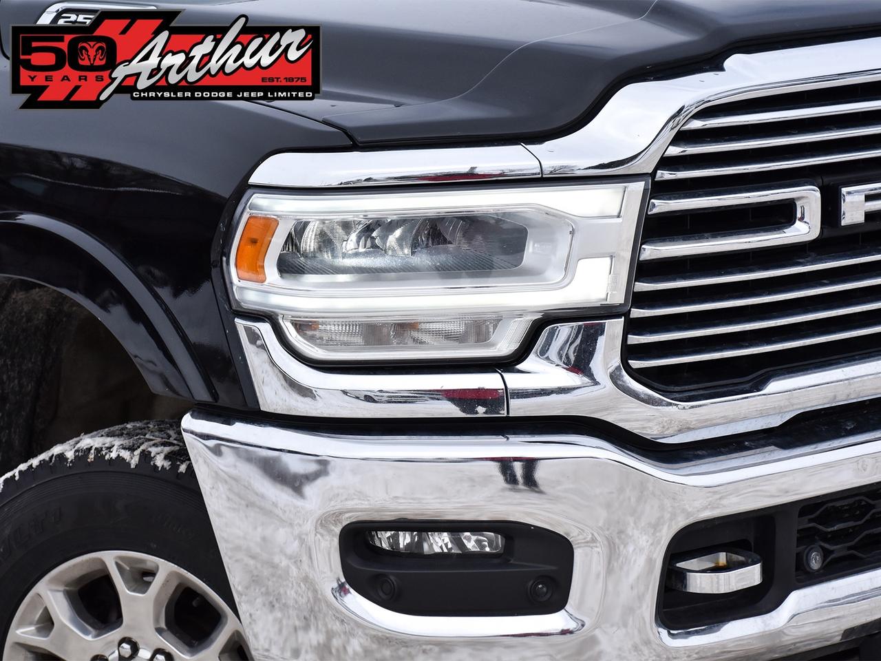 2021 RAM 2500 Laramie Crew Cab 4x4 Photo2