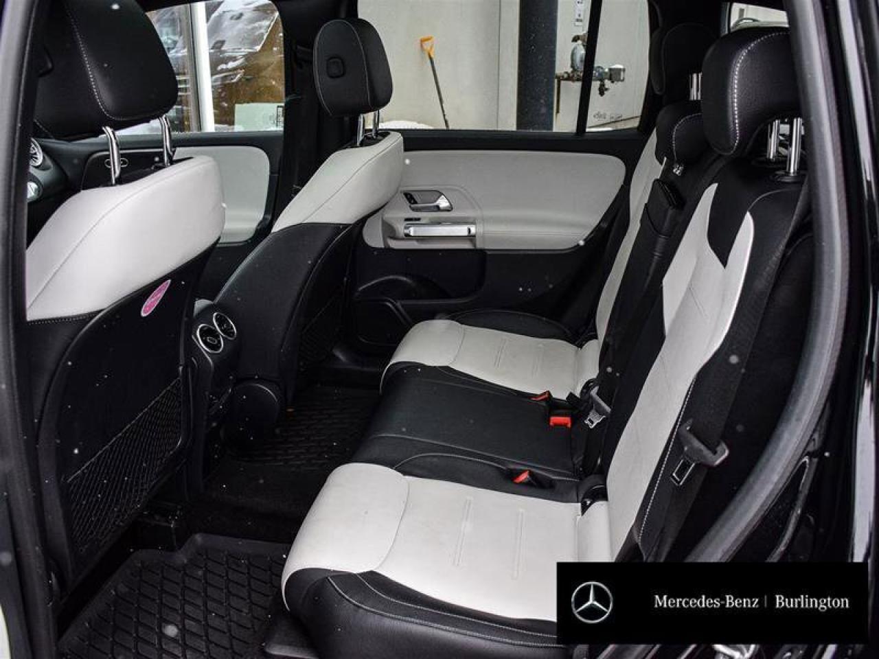 2022 Mercedes-Benz GLB GLB 250 Photo