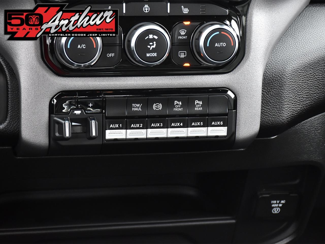 2023 RAM 2500 Big Horn Crew Cab 4x4 Photo