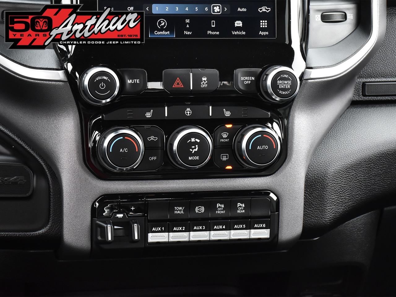 2023 RAM 2500 Big Horn Crew Cab 4x4 Photo