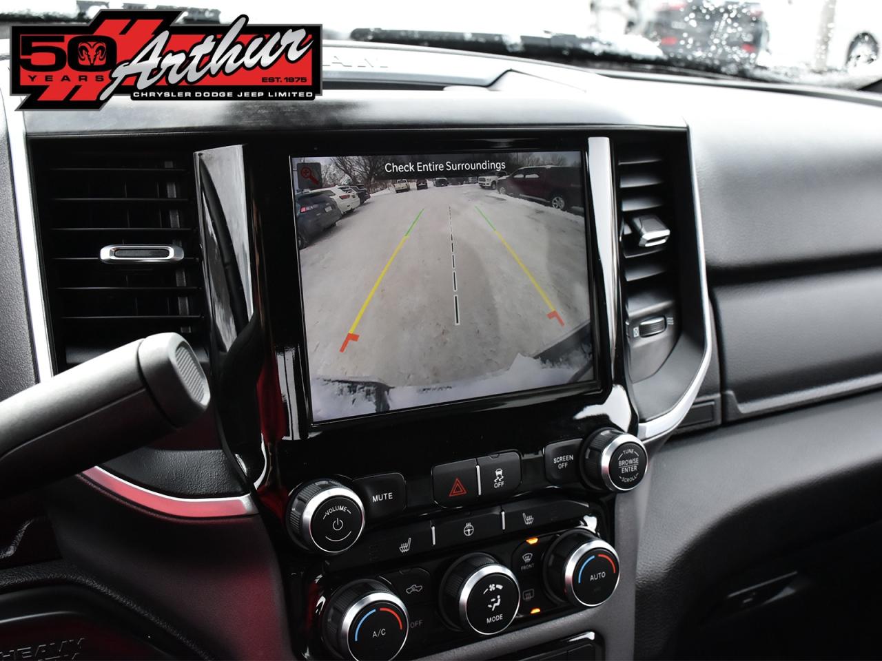 2023 RAM 2500 Big Horn Crew Cab 4x4 Photo