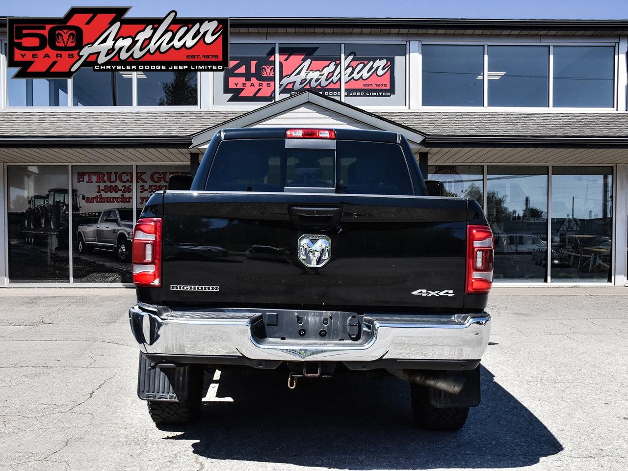 2023 RAM 2500 Big Horn Crew Cab 4x4 Photo